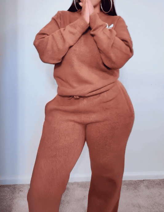 Crew Neck Sweatshirt & Pants Set