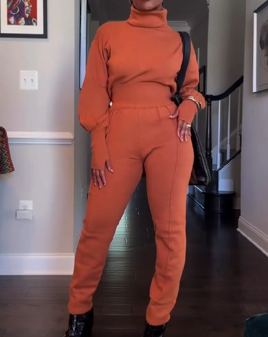 Oranae Turtleneck Sweatshirt & Pants