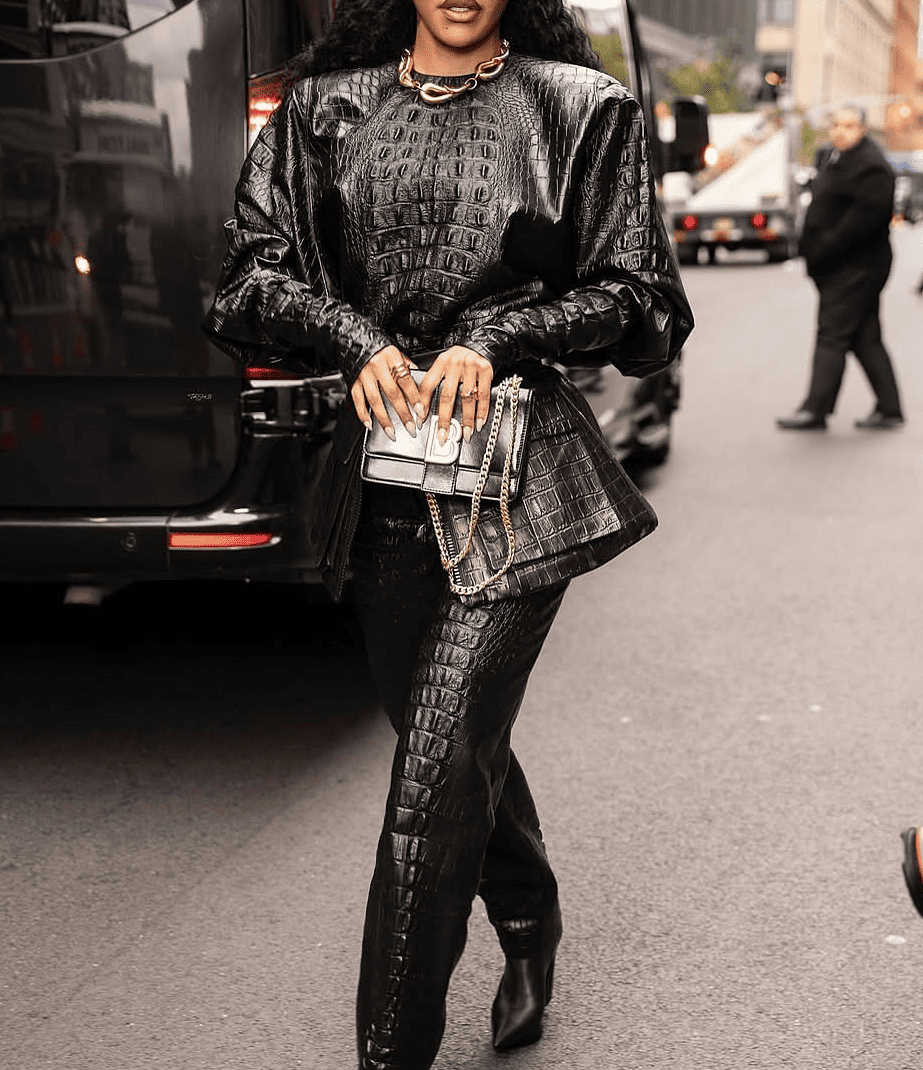 Crocodile-patterned leather 2pc set