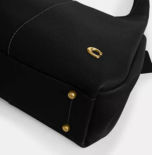 High-quality shoulder bag